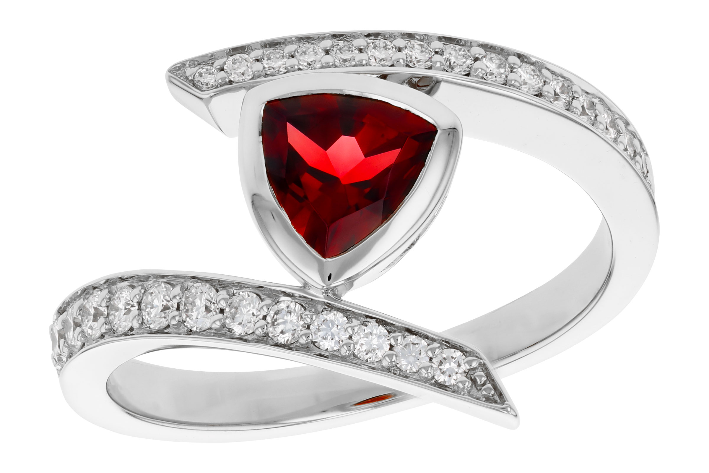 B311-85144: LDS RG .84 GARNET 1.08 TGW (6MM GAR)