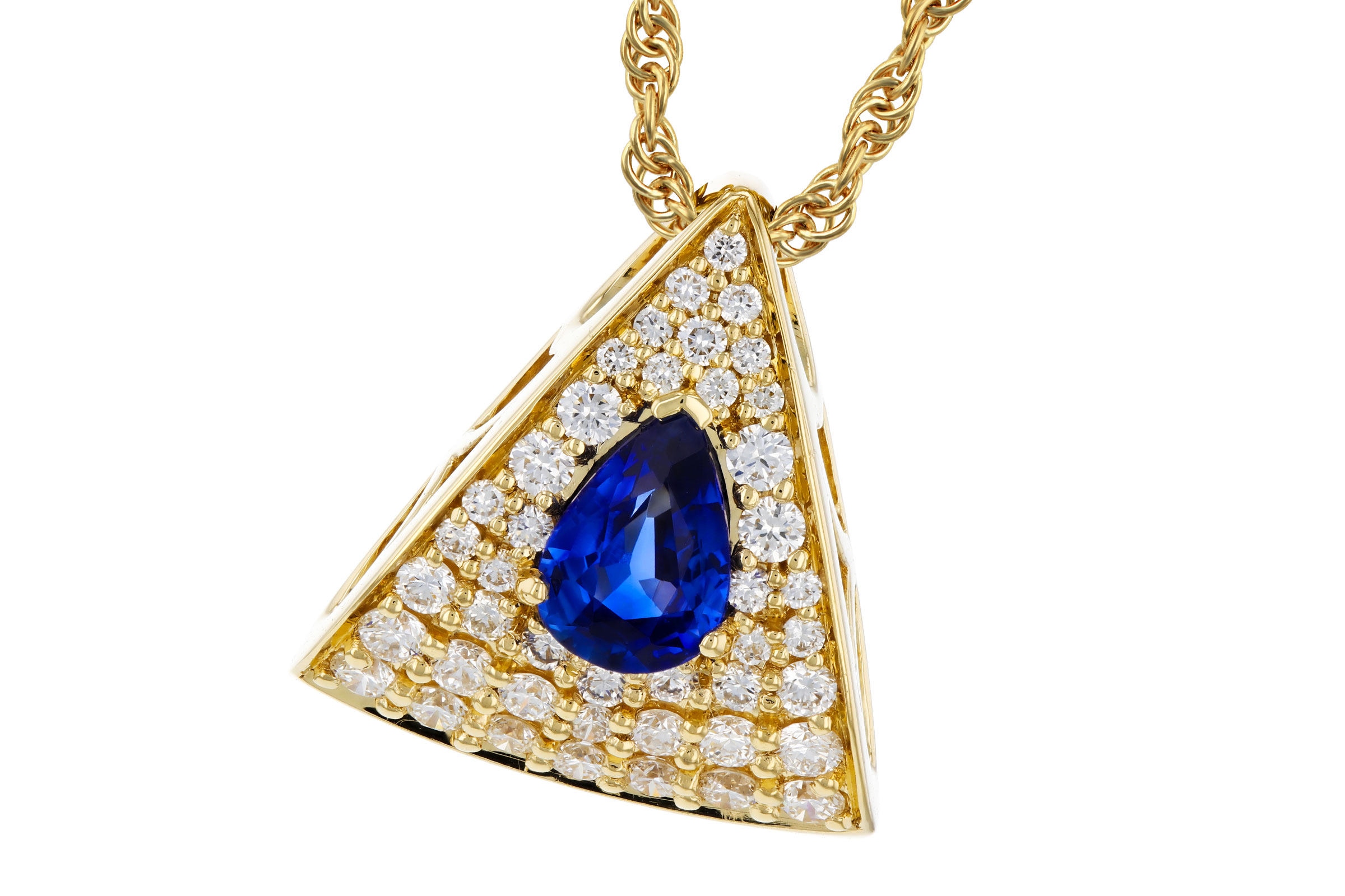 C311-84262: NECKLACE .51 SAPPHIRE .85 TGW (6x4MM SA)