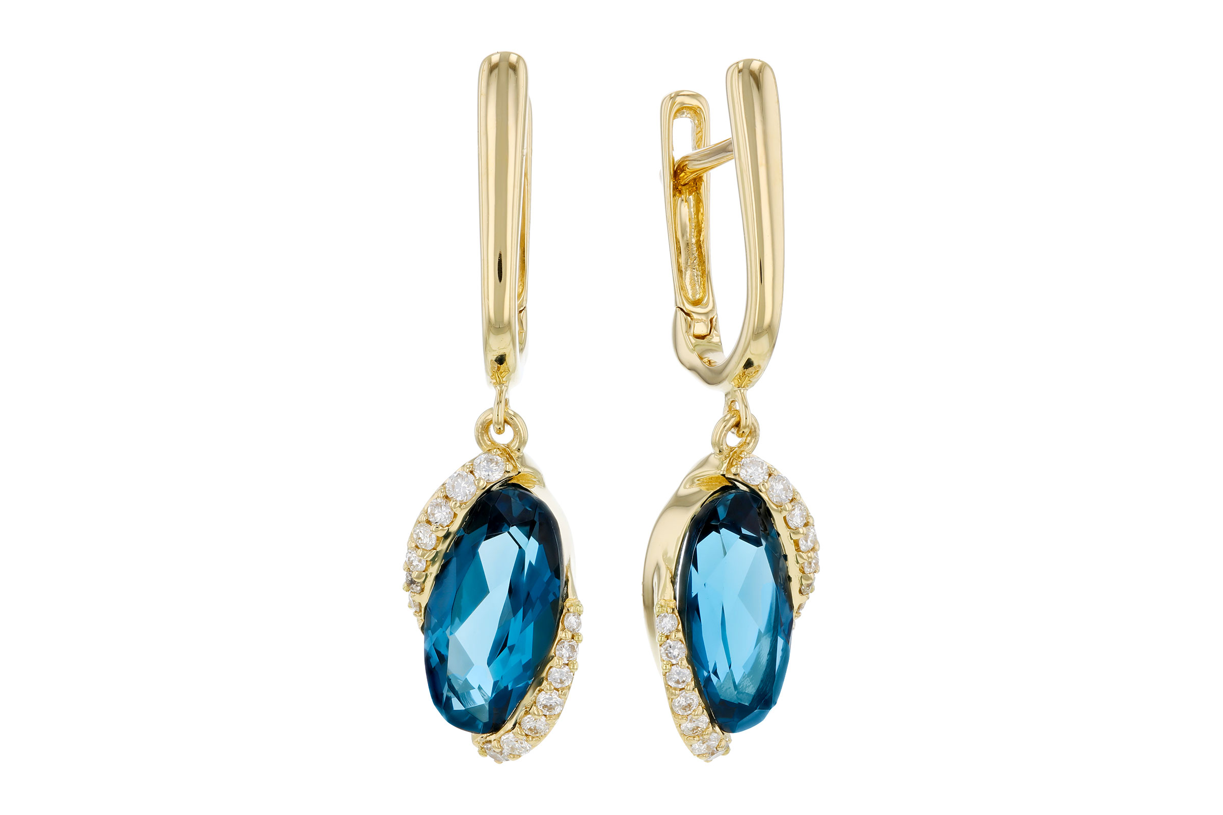 C311-85135: EARR 2.76 TW LONDON BTPZ 2.88 TGW (10x5MM LBT)
