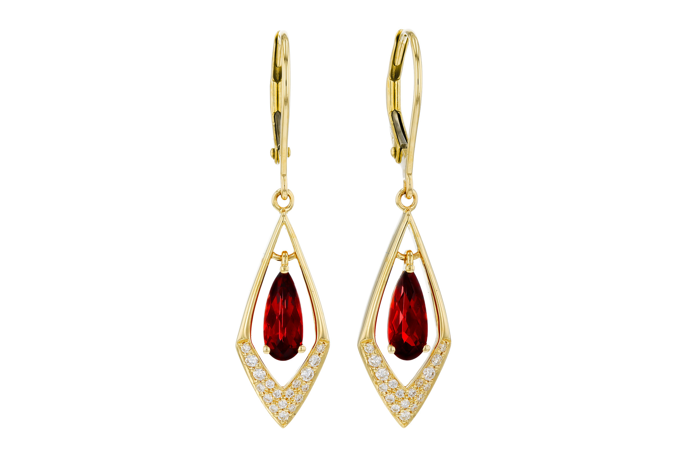 D311-84207: EARR 1.13 TW GARNET 1.28 TGW